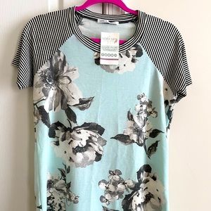 Ivory Gem Boutique NWT size medium